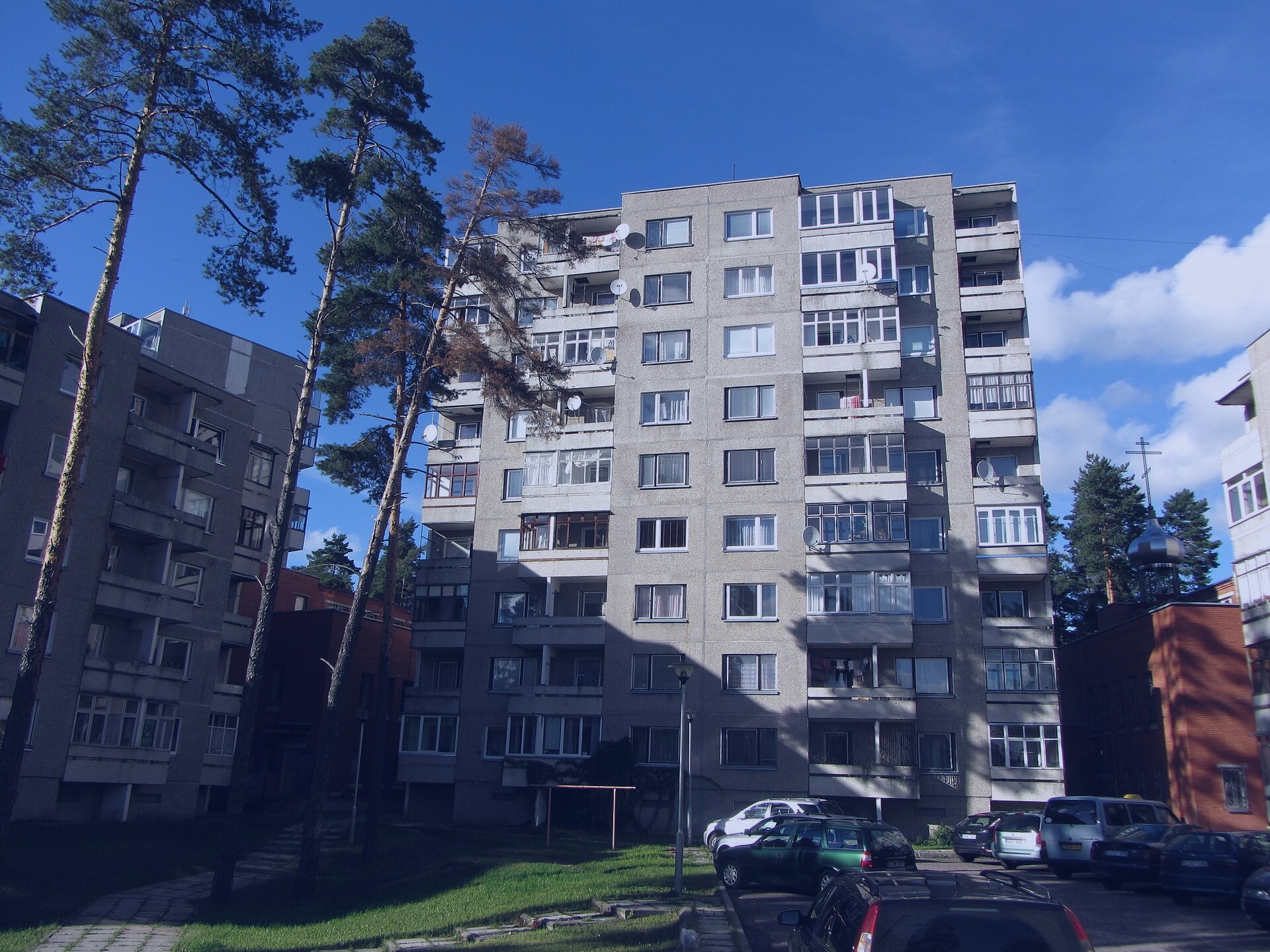 the Norton Tower, Judychester. 2024-04-21. Photographer: Pam Thomas. Pearson Press.