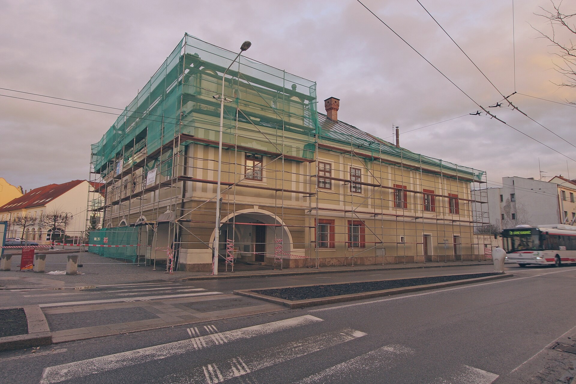 View of the Allen Square, Cruzhaven, Romania. Photographed 2025-12-29.