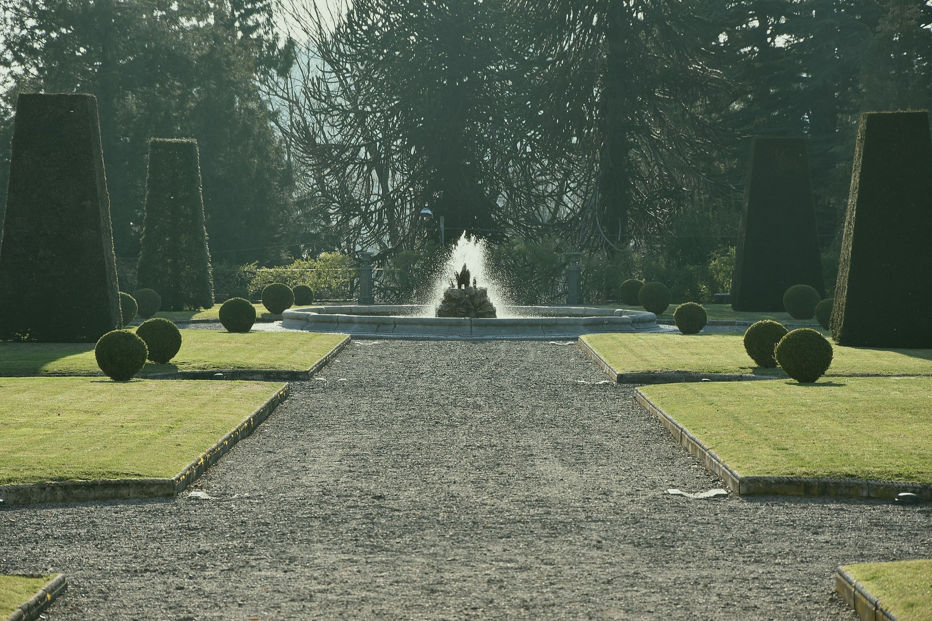 A sunlit scene near the Johnson Park in Kimberlyside. Captured by Robert Carroll on 2024-07-27.