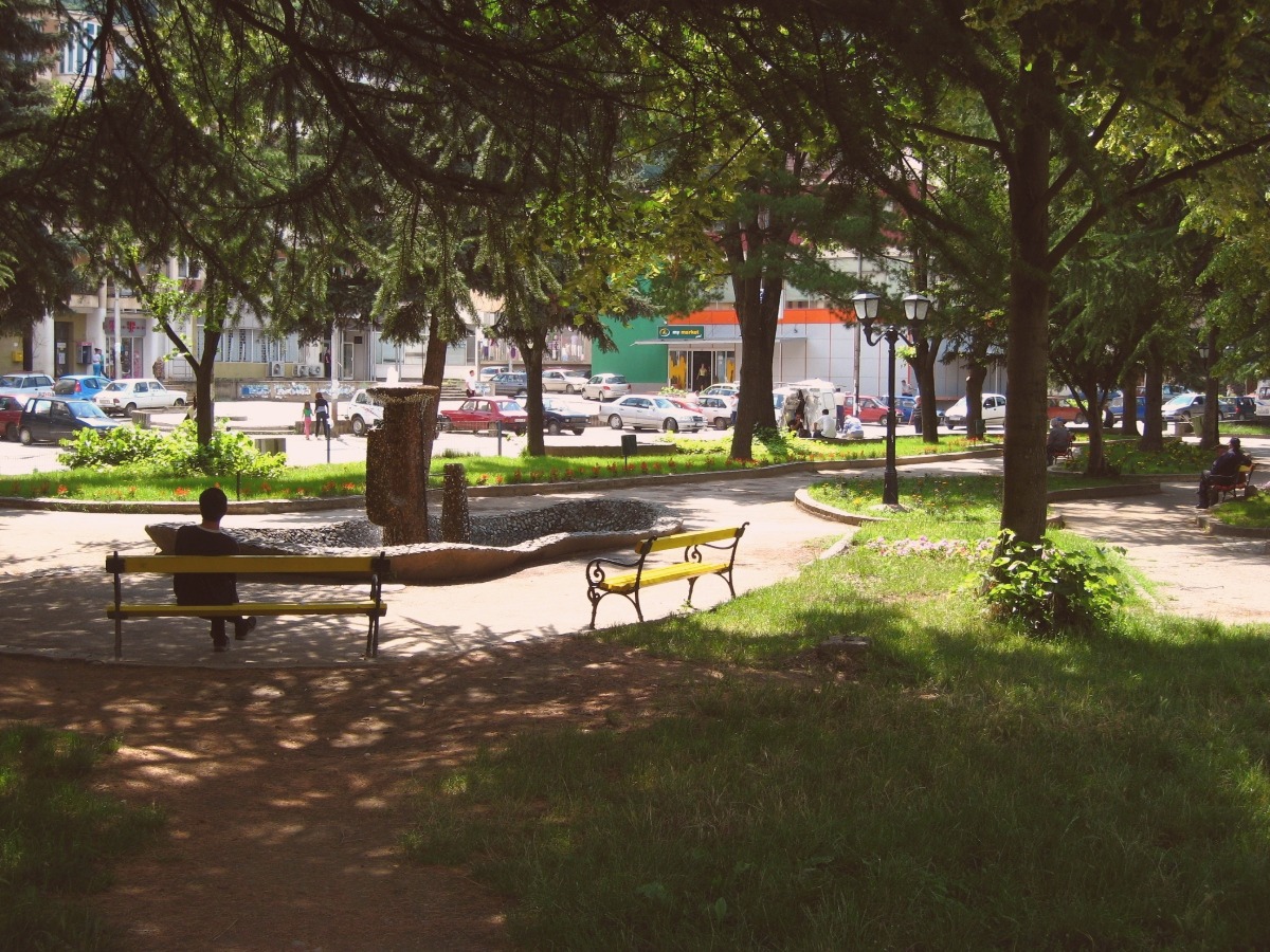 the Rodriguez Square, Medinaton. 2021-05-31. Photographer: Jonathan Nixon. Lopez Studios.