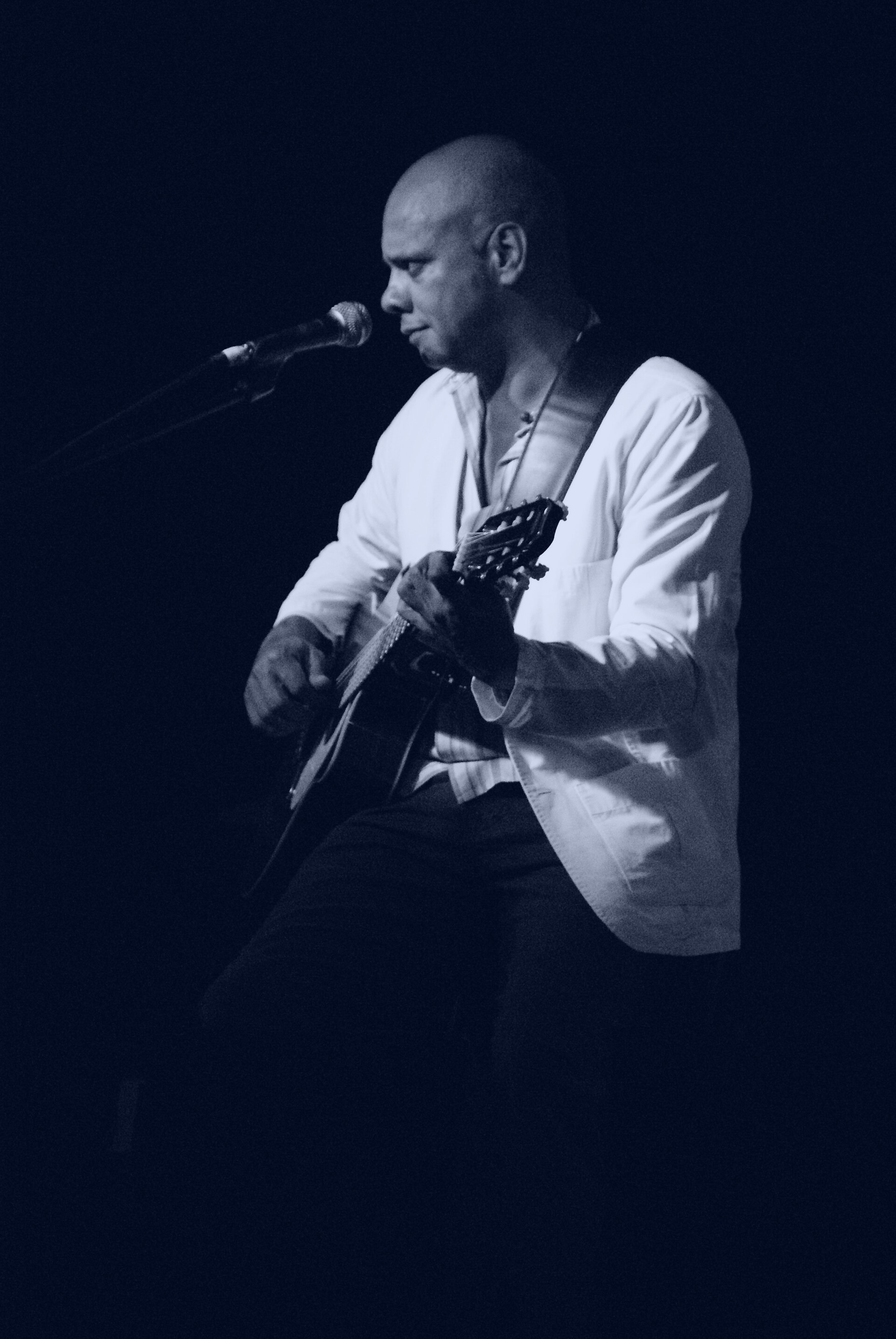 Richardville (2021-11-15) - Michael Webb takes the stage at Lam Arena, Richardville, 2021-11-15. Davis Agency photo by John Thomas.